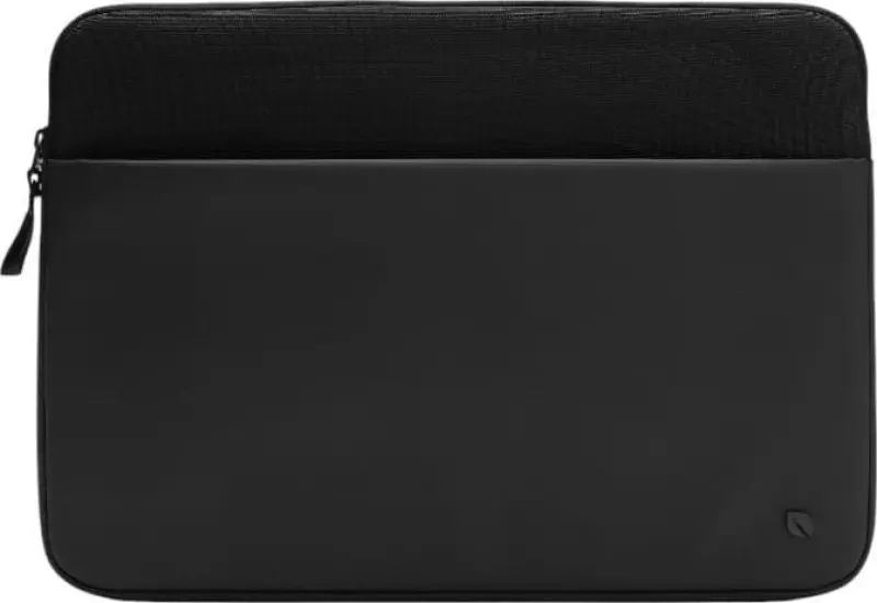 Incase A.R.C. uzmava MacBook
